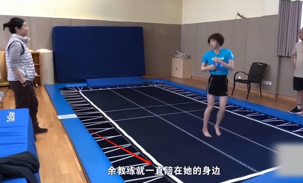 玲背景被扒怪不得陈芋汐能三连冠一查吓一跳！陈芋汐主教练余晓(图7)